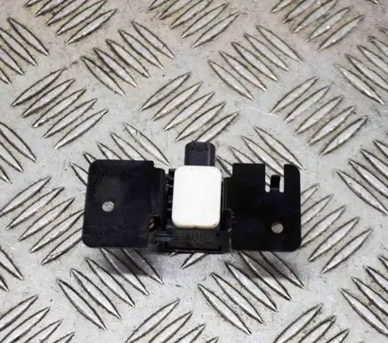 Mercedes-Benz Vito Viano W639 Airbag deployment crash/impact sensor A0038202826