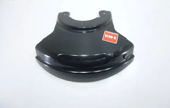 Volkswagen PASSAT B8 Front brake disc dust cover plate 
