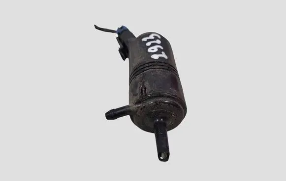 Cadillac CTS Windscreen/windshield washer pump 24022796
