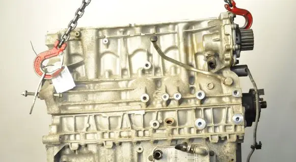 Volvo S60 Engine block D5204T7