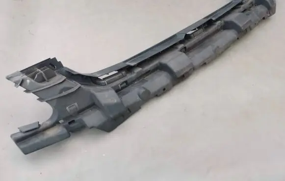 Ford Focus Front bumper support beam 8M5117E778AE