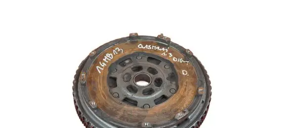 Nissan Qashqai Dual mass flywheel 123104345R HRA2 HRA2DDT