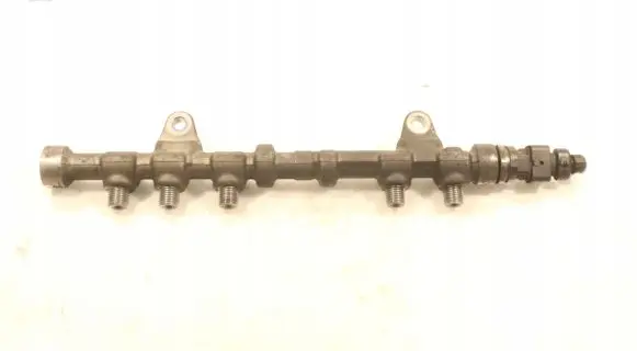 Opel Astra H Fuel main line pipe 55215212