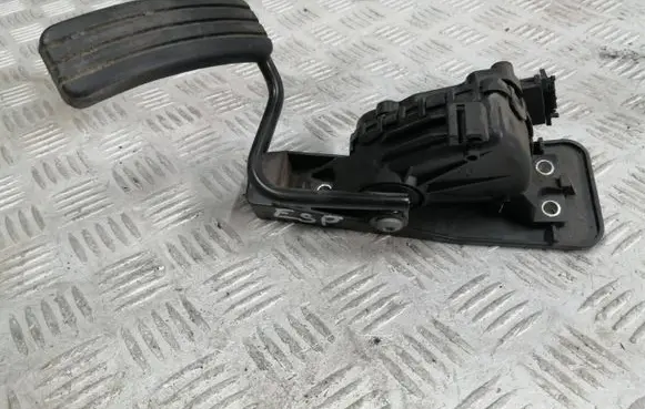 Renault Espace - Grand espace IV Accelerator throttle pedal 8200007512 6PV00811922 11013505