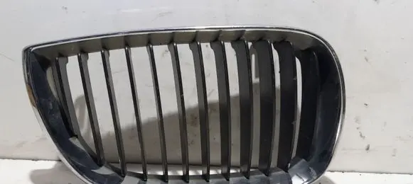 BMW 1 E82 E88 Front bumper upper radiator grill 71286189