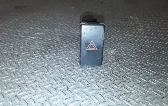 Toyota Avensis T250 Hazard light switch 