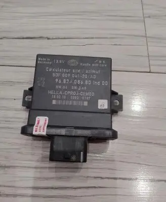 Citroen C4 I Picasso Light module LCM 968240868