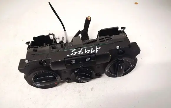 Volkswagen Jetta V Climate control unit 1k1820045b 5hb009322-01