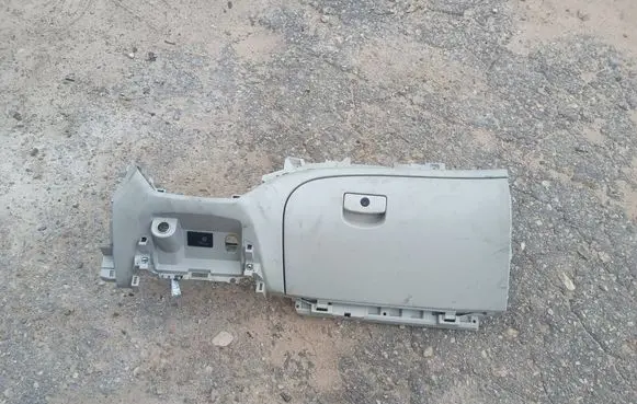 Subaru Impreza III Glove box set 66055FG030