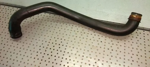 Citroen C8 Intercooler pipe mounting bracket 