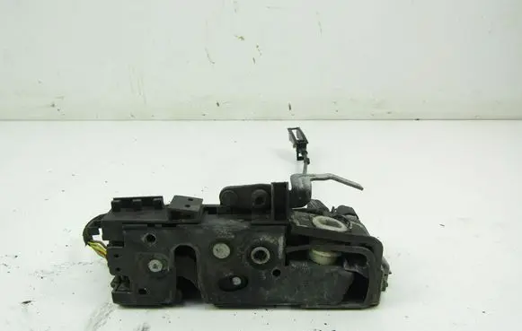 Seat Alhambra (Mk1) Front door lock 