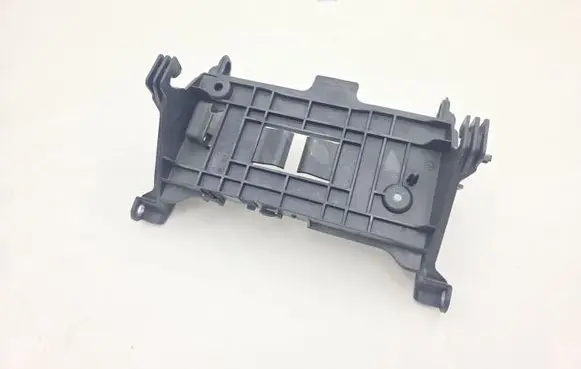 Mercedes-Benz E W213 Radio/GPS head unit trim A2135455900