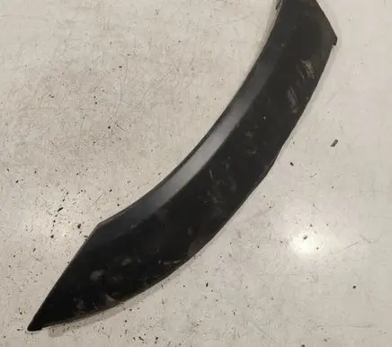 Suzuki Grand Vitara I Rear fender molding trim 7768052D00
