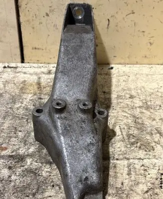BMW 3 E46 Engine mounting bracket 1094651 22111094651