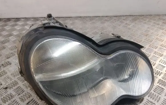 Mercedes-Benz C W203 Headlight/headlamp 0301166602