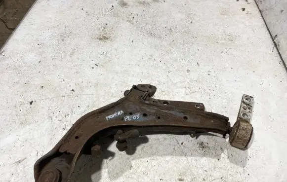 Nissan Primera Front lower control arm/wishbone