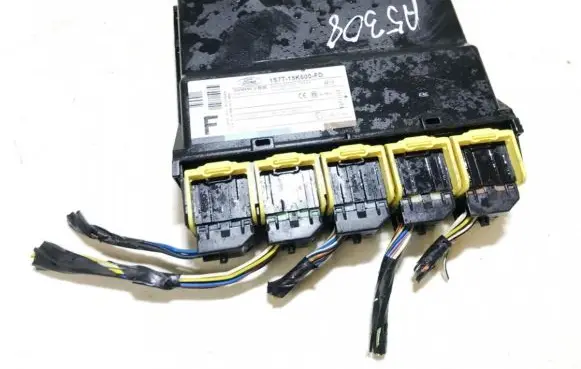 Ford Focus Comfort/convenience module 1s7t15k600fd 1s7t-15k600-fd