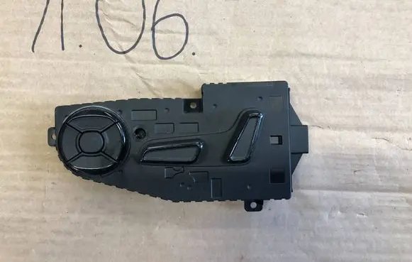 Volkswagen PASSAT B9 Seat control module 5QS959747D 251111EF9 0ZE0000007