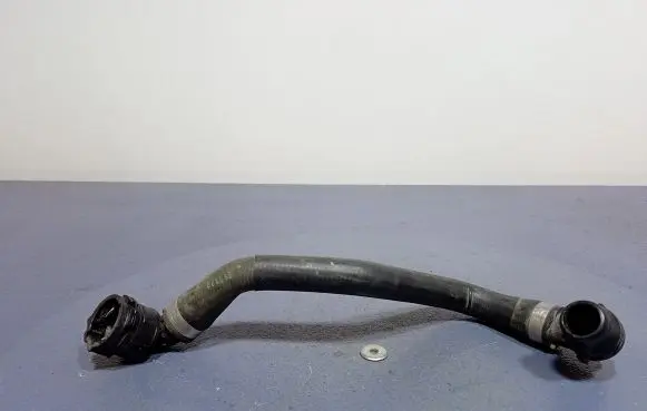 BMW i4 Engine coolant pipe/hose 8475692