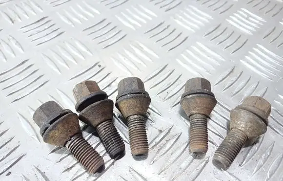 Saab 9-3 Ver2 Nuts/bolts 