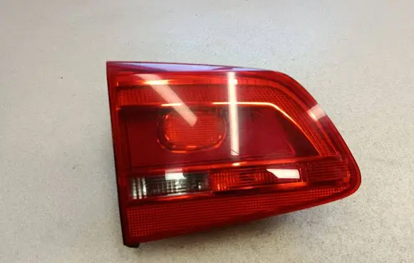 Volkswagen Touran II Tailgate rear/tail lights 176443