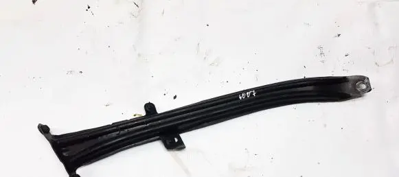 Mercedes-Benz C AMG W204 Engine mounting bracket A2046280024 0012876339