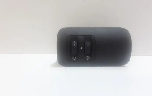 Renault Megane II Headlight level height control switch 8200095495B