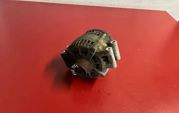 BMW X3 F25 Generator/alternator 7616119