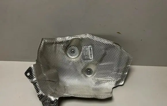 BMW X6 G06 Heat shield in engine bay 7424938