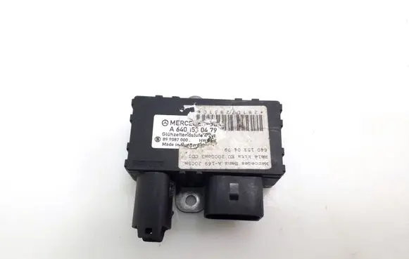 Mercedes-Benz A W169 Glow plug pre-heat relay A6401530479