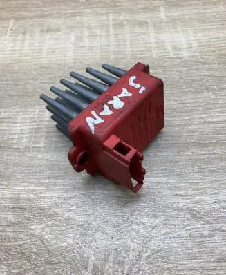 Audi A4 S4 B5 8D Heater blower motor/fan resistor 357907521 5DS006467