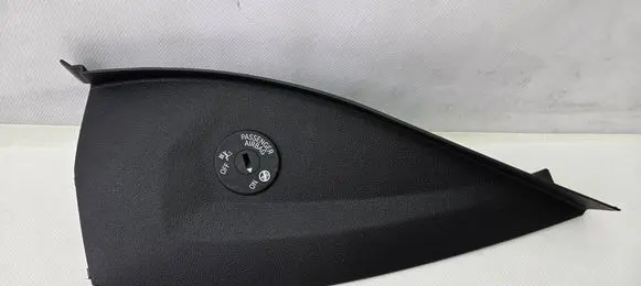 BMW 3 G20 G21 Dashboard side end trim 6805560 58450713 5145805562
