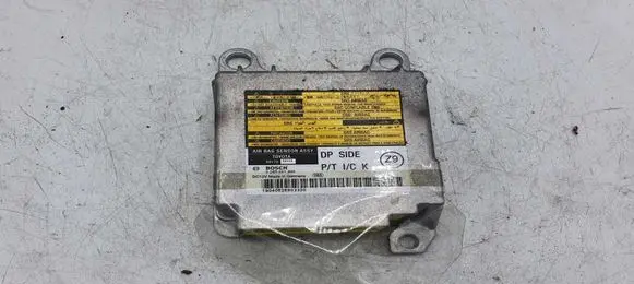 Lexus IS 220D-250-350 Airbag control unit/module 0285001904