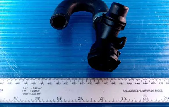 BMW 5 E60 E61 Engine coolant pipe/hose 7795715 PA666F30