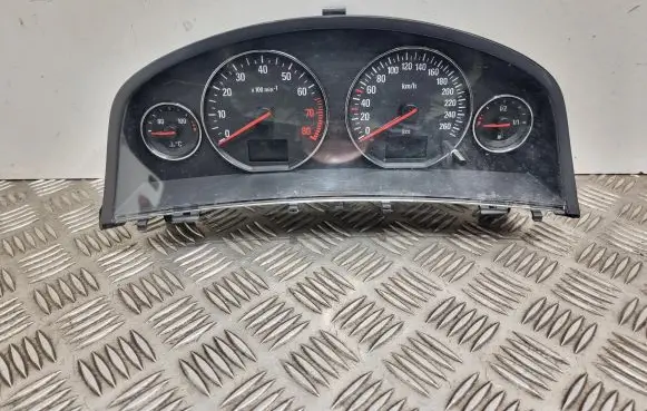 Opel Signum Speedometer (instrument cluster) 13144235UL