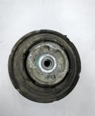 Mercedes-Benz E W211 Engine mount bracket
