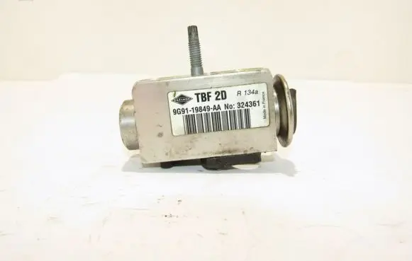 Volkswagen Golf IV Air conditioning (A/C) expansion valve 9G9119849AA