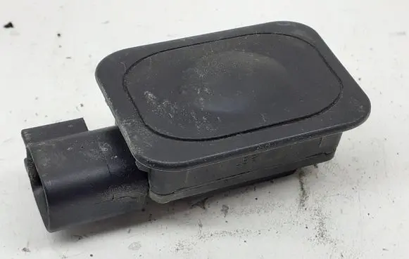 Jaguar XF Tailgate opening switch 1L2T14K147AA
