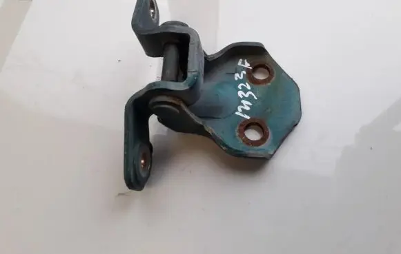 Mazda 323 F Front door upper hinge