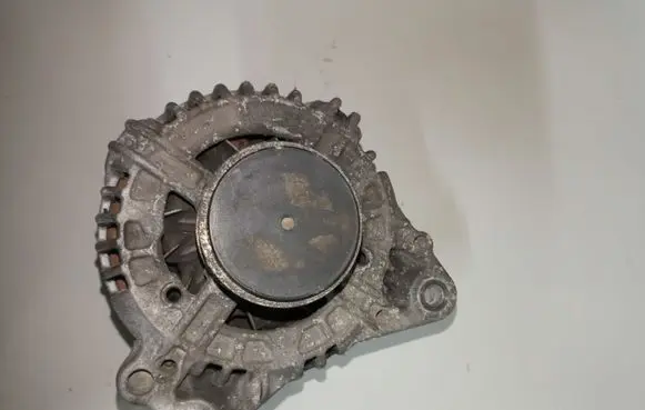 Audi A4 S4 B7 8E 8H Generator/alternator