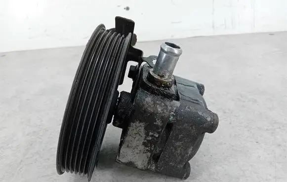 Volvo S60 Power steering pump 