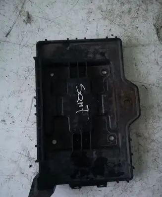 Hyundai Santa Fe Battery tray 371502B100