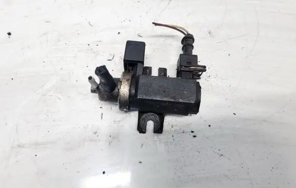 Opel Astra H Turbo solenoid valve 897219 72190339