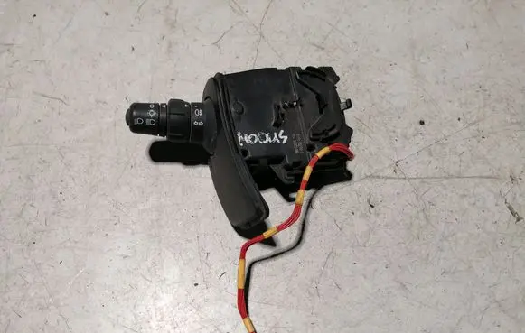 Renault Modus Indicator stalk 88102001106