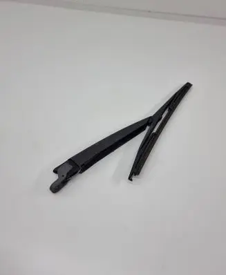 Nissan Qashqai+2 Rear wiper blade arm 62777256