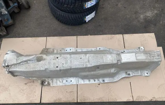 Volkswagen Golf VII Exhaust heat shield 5Q0825661AF