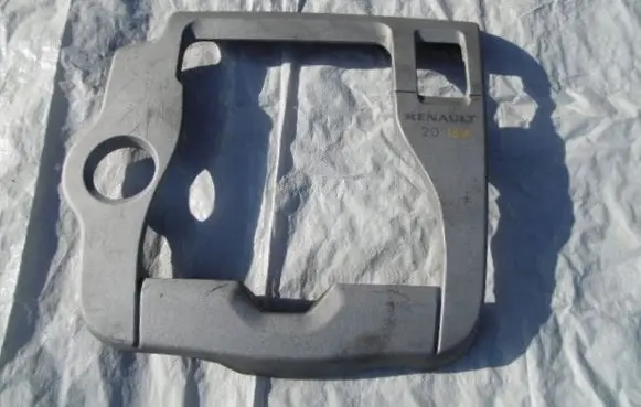 Renault Laguna III Engine cover (trim)