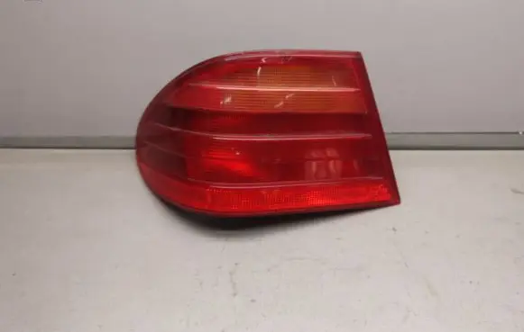 Mercedes-Benz E W210 Rear/tail lights A2108200164