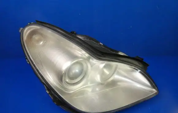 Mercedes-Benz CLS C219 Headlight/headlamp