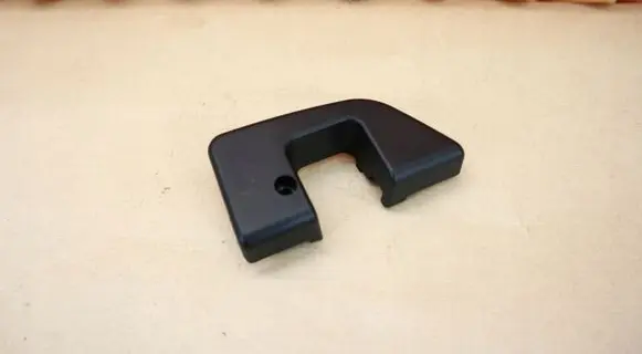 Mercedes-Benz CLS C219 Other front door trim element 2117230624 A2117230624